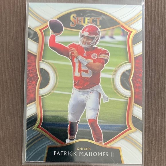 🔥🏈 Patrick Mahomes football card - 2021 Panini Select ‘Concourse’ - Picture 1 of 2